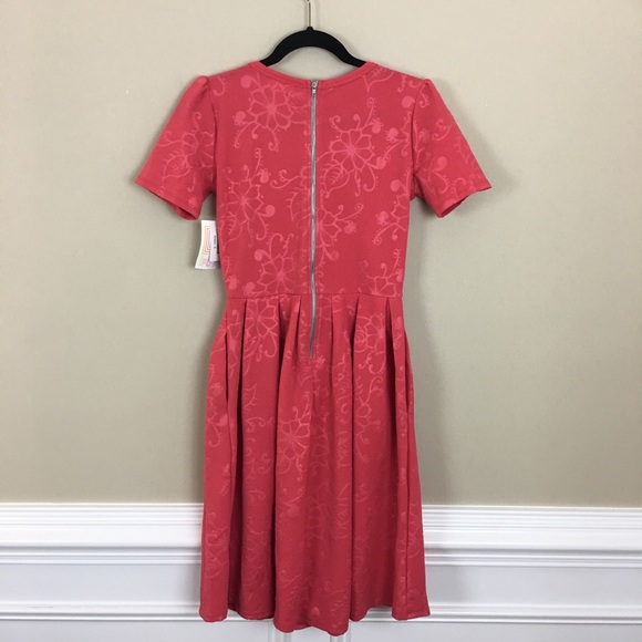 LuLaRoe Amelia Dress with Pockets Size S NWT - Picture 2 of 7